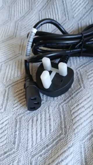 Cable alimentación Reino Unido Tipo G