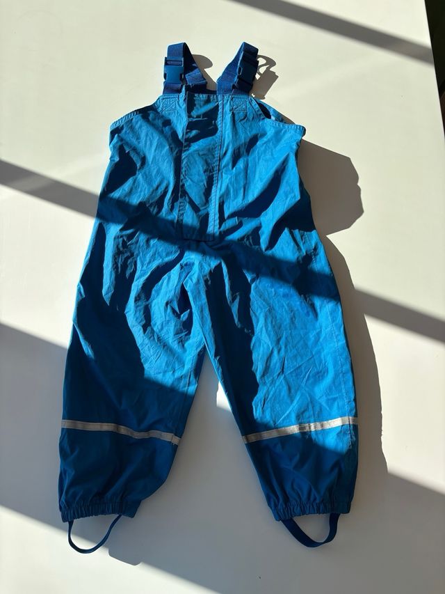 Pantalón impermeable azul T.98/104