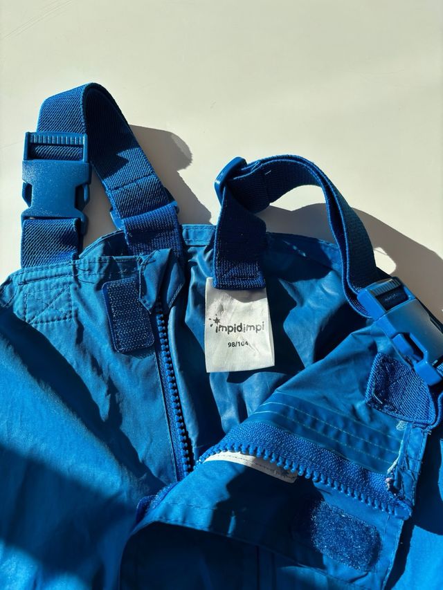 Pantalón impermeable azul T.98/104