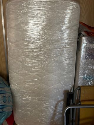 Cuna de bebé colchón incluido