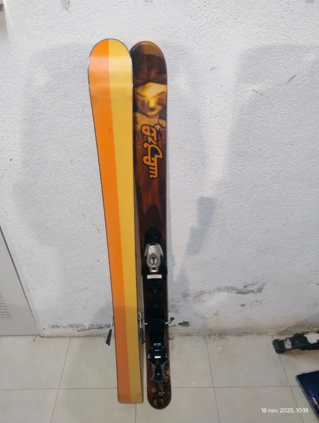 Esquís Weezze y Botas Salomon Talla 25