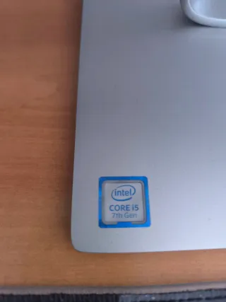 Ordenador All in One HP i5 24" Táctil