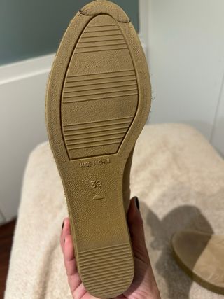 Botines GIMO ante camel con flecos y pedrería