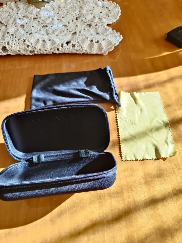 Fodero per occhiali nero