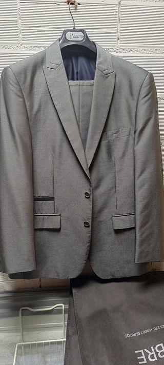 Traje FORECAST gris y azul