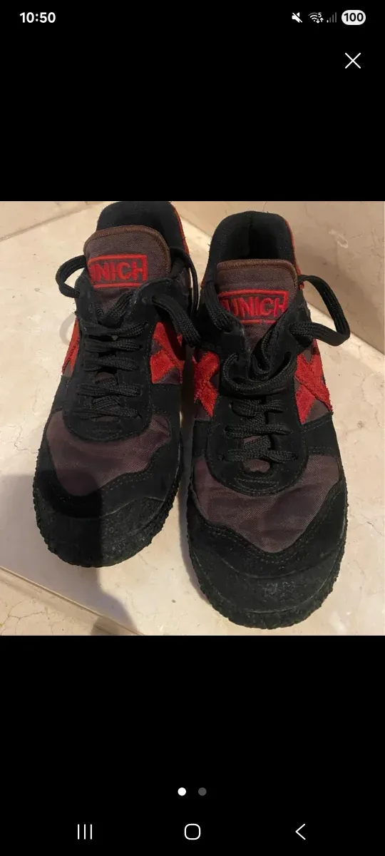 Zapatillas Munich Negras y Rojas