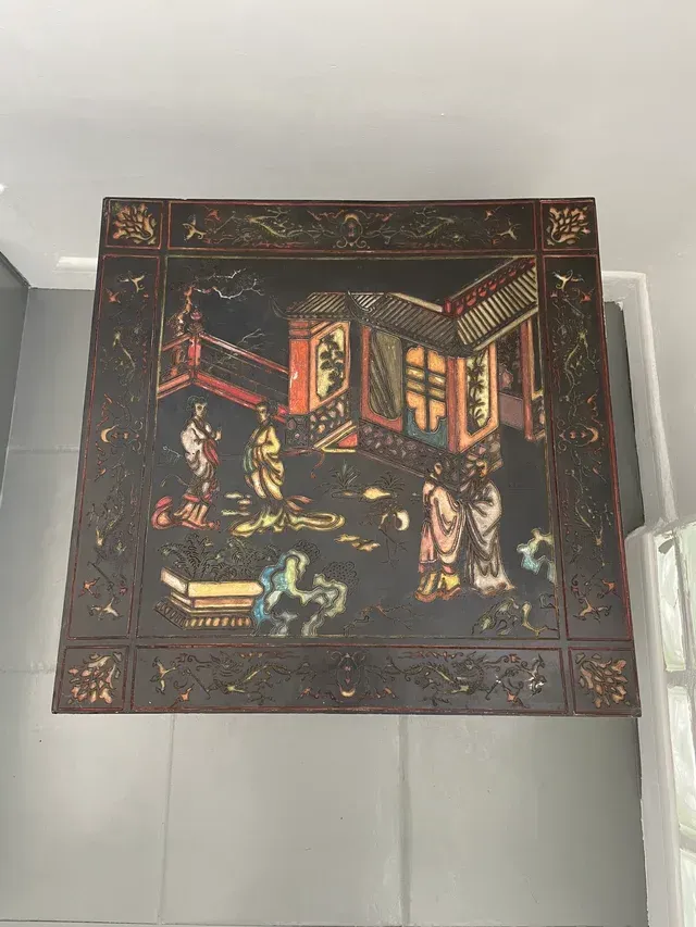 Tavolo da caffè vintage cinese in legno nero