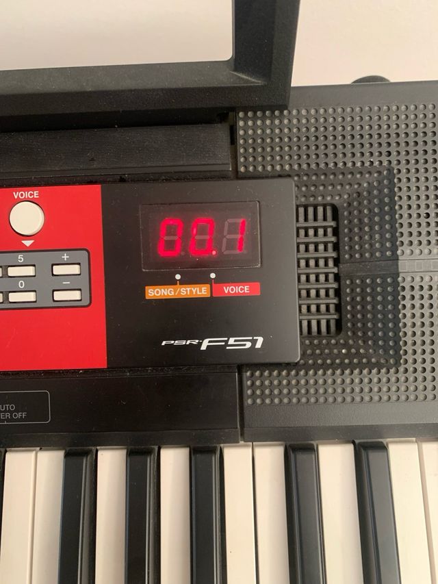 Teclado Piano Yamaha