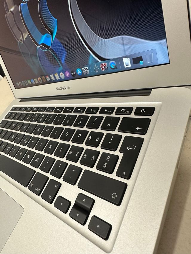 Apple MacBook Air 13 2012