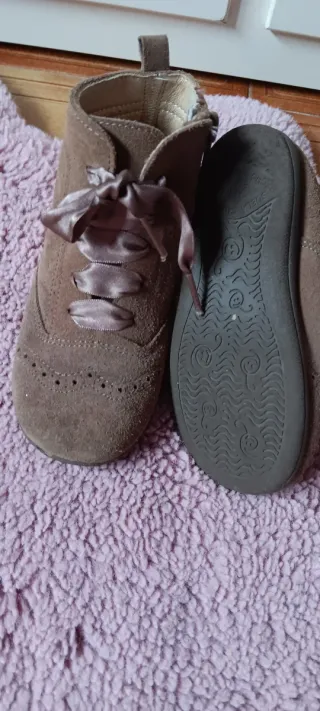 Botas niña ante lazo