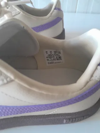 Zapatillas Puma Beige y Morado Talla 37