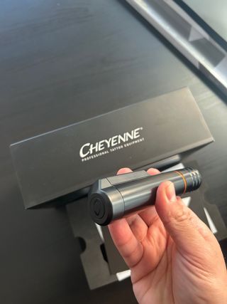 Cheyenne Hawk Pen 2, máquina de tatuar inalámbrica