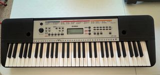 Teclado Digital Yamaha YPT-260