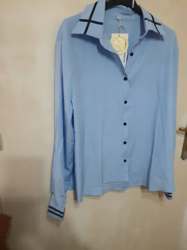 Camisa azul tala xxL
