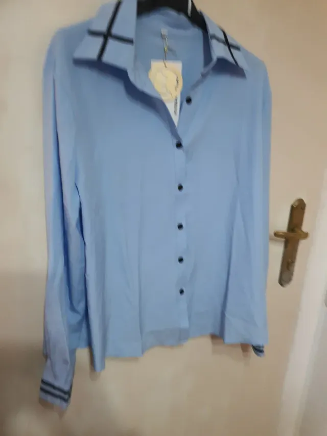 Camisa azul tala xxL