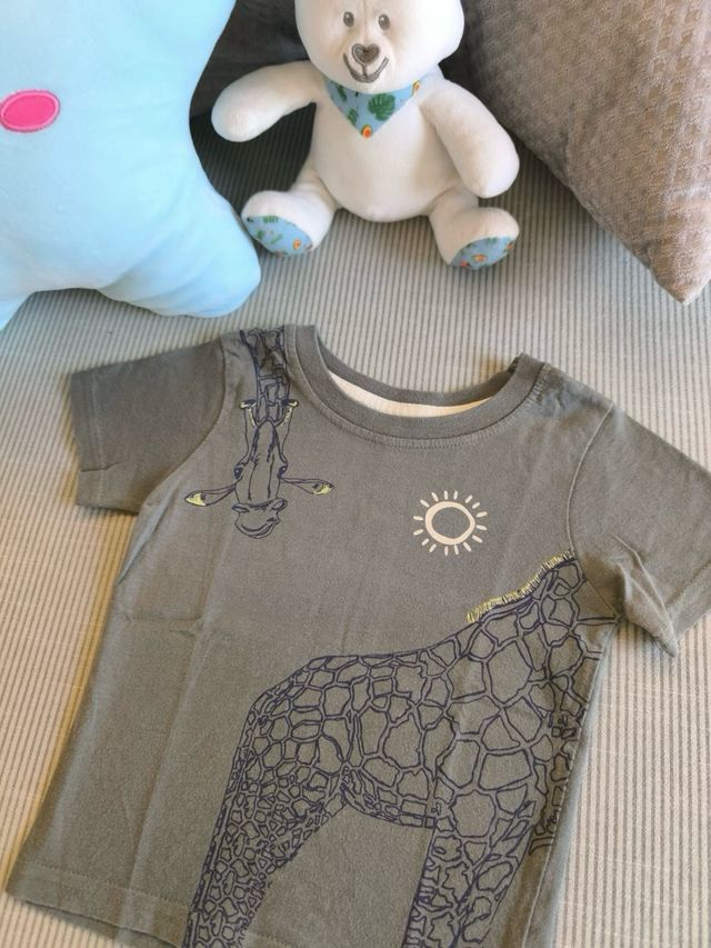 Lote 2 Camisetas Primark 9/12 meses