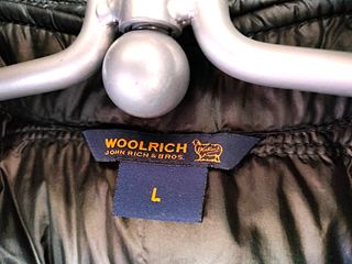 Woolrich parka imbottito con cappuccio