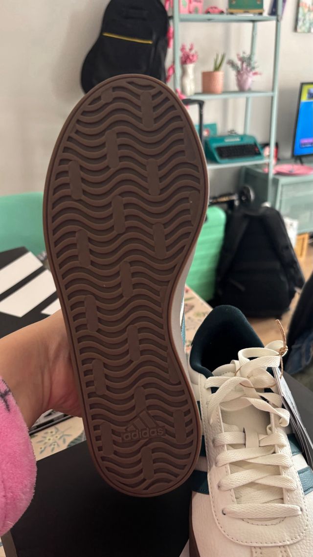 Zapatillas Adidas VL Court 3.0 Talla 40 Nuevas