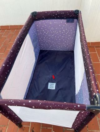 Cuna de viaje plegable con frenos homologada