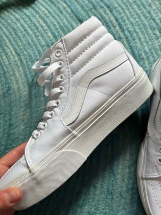 Zapatillas Vans Sk8-Hi Unisex Blancas Plataforma