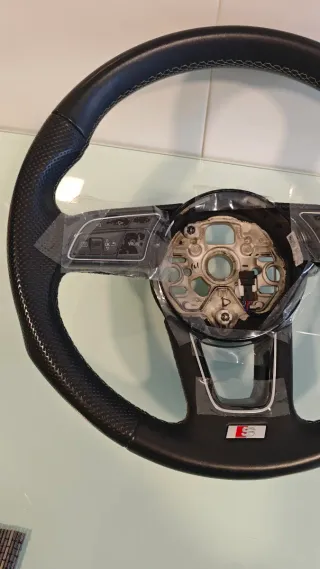 Volante S-Tronic Audi A3 8Y Sline