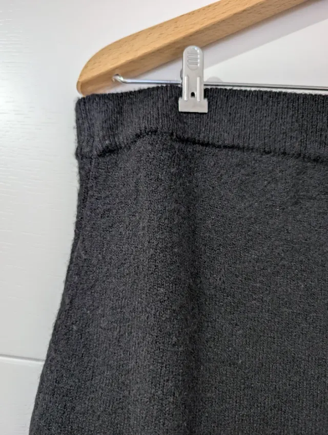 Falda premamá punto negra Talla L sin estrenar