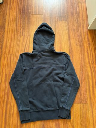 Sudadera Hugo Boss gris con cremallera