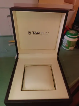 Caja de reloj TAG Heuer negra