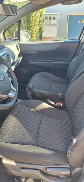 Toyota Yaris 2012