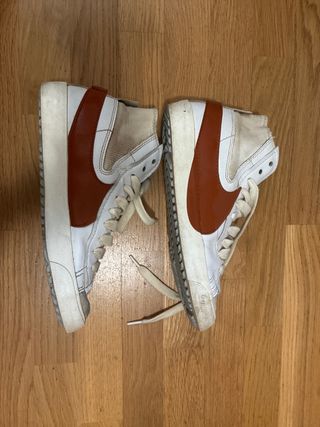 Nike Blazer Naranja y Blanco Talla 44.5