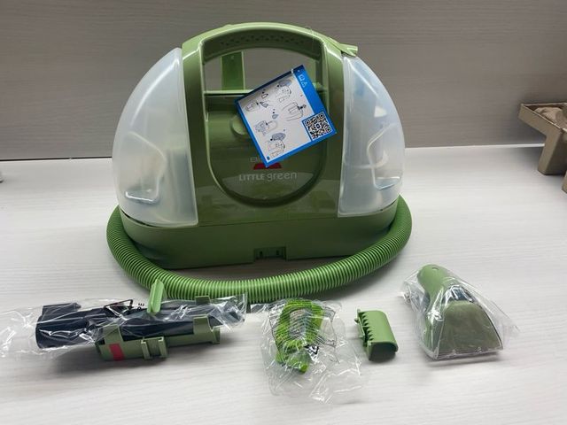 Aspirador de Tapeçarias Bissell Little Green