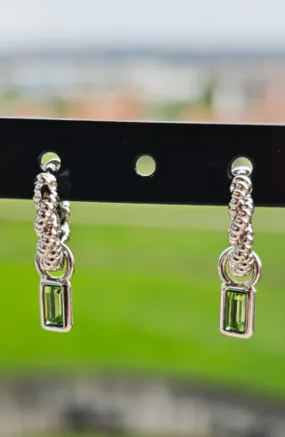 Pendientes de perla y circonitas plateados