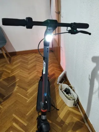 Patinete Eléctrico Cecotec Bongo D40