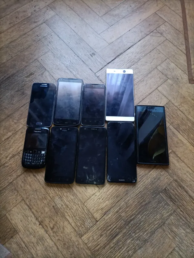 Móviles táctiles Samsung para piezas