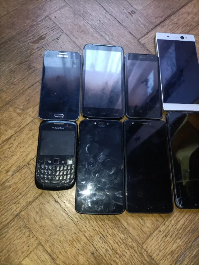 Móviles táctiles Samsung para piezas