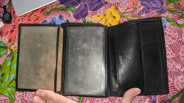 Billetera Le Tanneur Cuero Negro