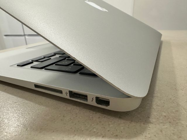 MacBook Air 2013 Plata