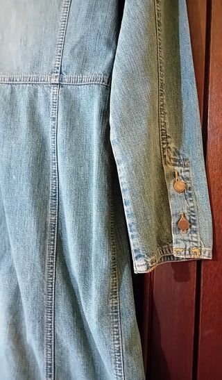 Giacca lunga in denim jeans con bottoni Kocca S