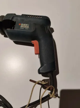 Taladro Black & Decker 400W