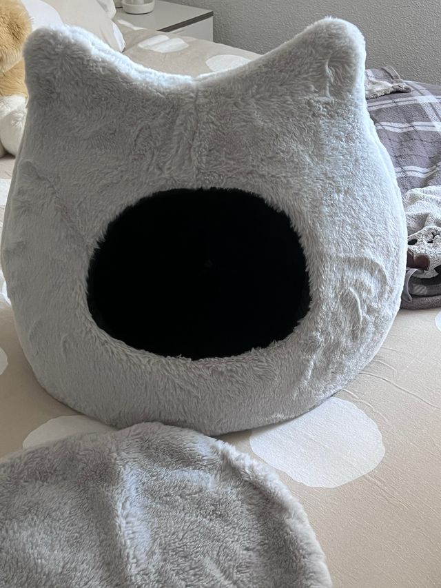 Cama para mascotas tipo iglú