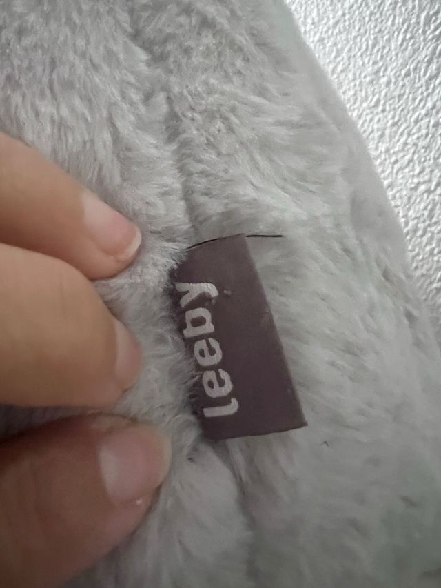 Cama para mascotas tipo iglú