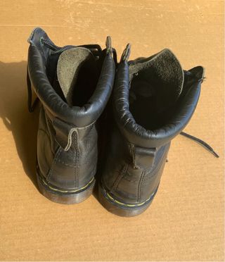 Botas Dr. Martens Negras .Made in England.