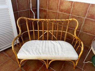 Sofá ratán Ikea blanco y marrón