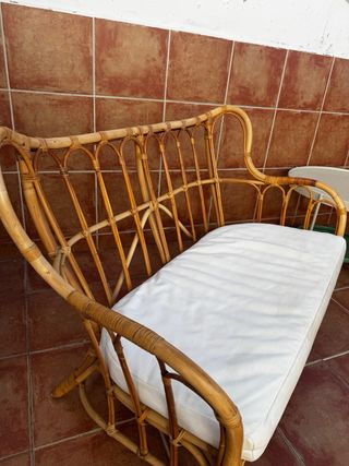 Sofá ratán Ikea blanco y marrón