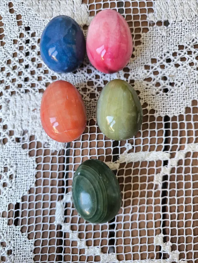 Huevos decorativos pulidos (5 unidades)