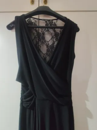 Mono negro elegante con encaje espalda L