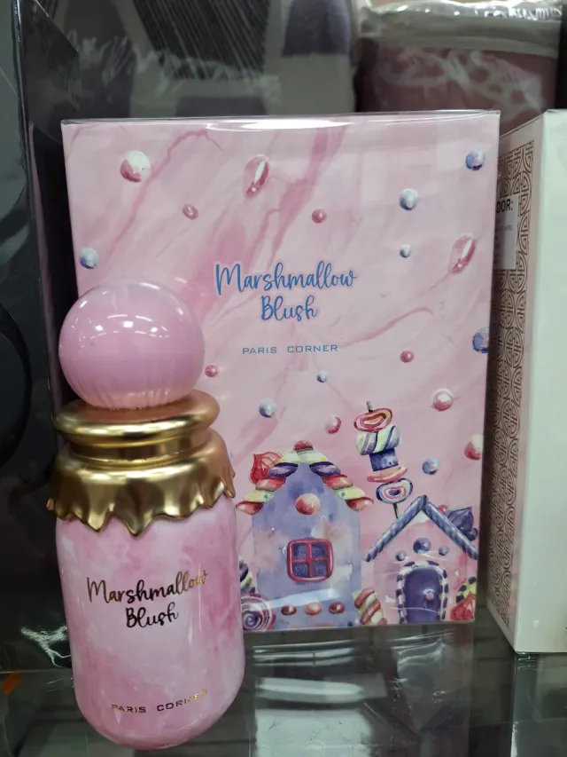 Marshmallow Blush Paris Corner