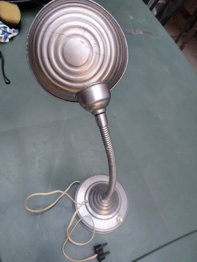 Lámpara flexo vintage metal