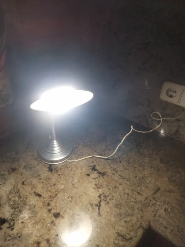 Lámpara flexo vintage metal