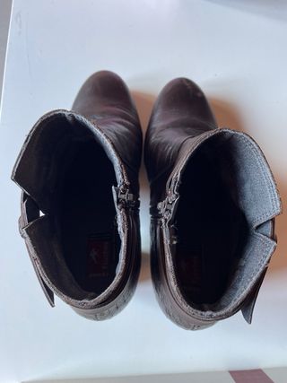 Botines Fluchos Negros Piel Talla 40